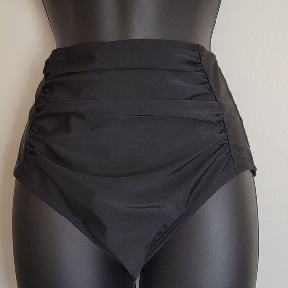 Dressfo Two pieces Swimsuit - Picture 3 of 14